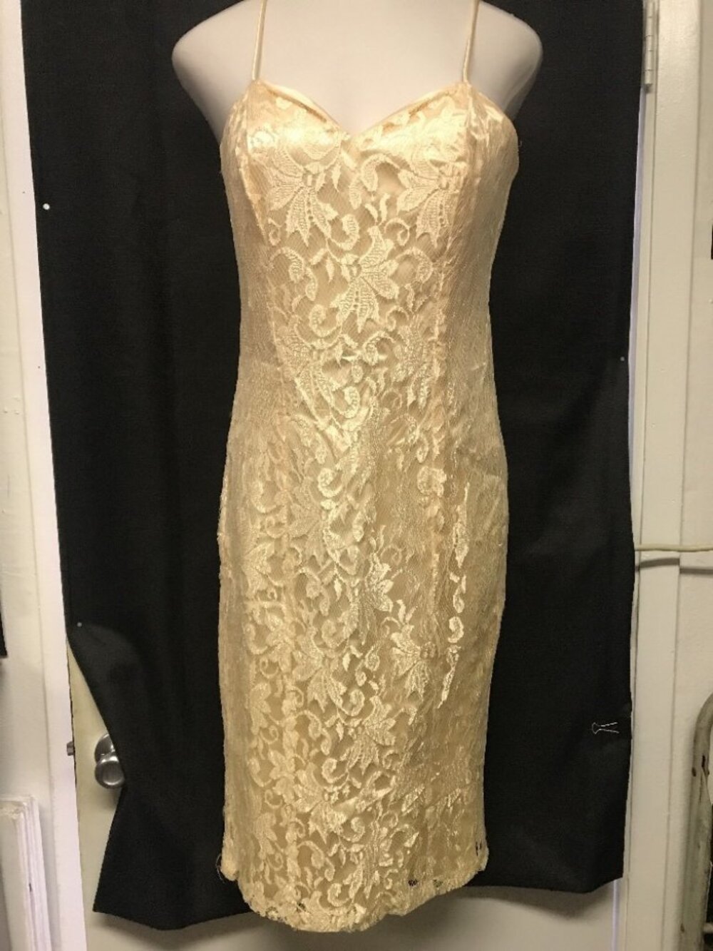 Vintage A La Carte Cocktail Dress Size 11 Lace Tan KG